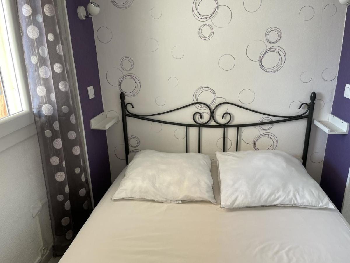 Bormes-Les-Mimosas - Appart 25M2 Avec Balcon - 4P Εξωτερικό φωτογραφία